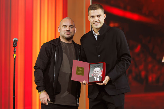 Барко, Зобнин и Солари - лауреаты премии Симоняна